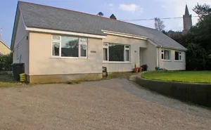 3 bedroom property in Rattery
