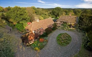 5 bedroom property in Crawley