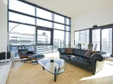 Discovery Dock, London, E14