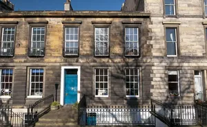6 bedroom property in 11 Dean Terrace, Stockbridge, Edinburgh, Midlothian