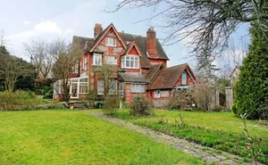 7 bedroom property in Christchurch Road, Winchester, Hampshire, SO23