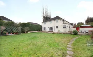 4 bedroom property in Montagu Road, Datchet, Berkshire, SL3