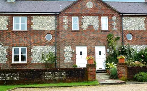 3 bedroom property in Avington, Nr Winchester, Hampshire