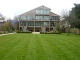 Hampton Court Road, East Molesey KT8