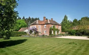 7 bedroom property in Highmoor, Henley-on-Thames, Oxfordshire
