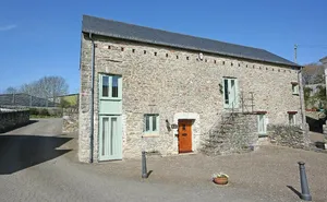 4 bedroom property in Broadhempston