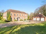 Bishops Walk, Shirley Hills, Croydon, Surrey, CR0