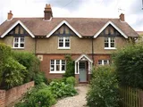 Ponsbourne Park, Newgate Street Village