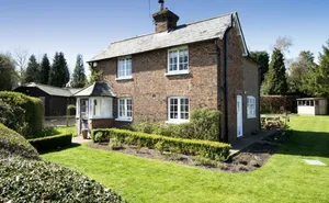 3 bedroom property in Long Mill Lane, Tonbridge, Kent TN11 9SD