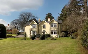 7 bedroom property in Midgham Croft, Midgham, Reading, Berkshire, RG7 5TT