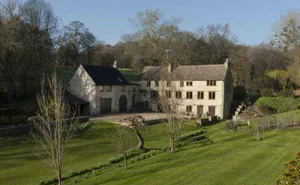 6 bedroom property in Southfield Road, Woodchester, Stroud, Gloucestershire