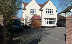 4 bedroom property in Springfield Road, Lower Parkstone, BH14