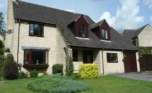 4 bedroom property in North Woodchester, Stroud, Glos