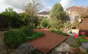 4 bedroom property in Manor Park, Weston, Bath