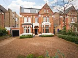 Castelnau, Barnes, SW13 9EX