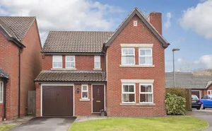 4 bedroom property in Bailey Close, Pewsey, Wiltshire, SN9