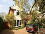 Albany Crescent, Claygate