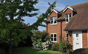 2 bedroom property in Anchorage Way, Lymington