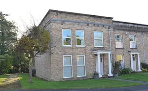 3 bedroom property in Grove Place, Lymington