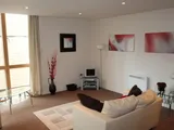 Ideal buy-to-let investment, light and spacious corner plot apartment at Canal Wharf, B1