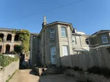 A spacious 3 bedroom First Floor Flat forming part of a Victorian House with distant sea views - St Efrides Road, Torqua