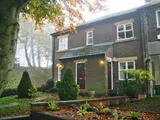 The Parade, Bramhope <br> Well Presented One Double Bedroom 1st Floor Flat<br>