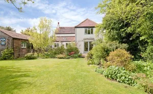4 bedroom property in Downview Road, Barnham, Bognor Regis, West Sussex