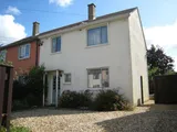 A great opportunity to view a well presented 3 bedroom family home with driveway parking and a well proportioned souther