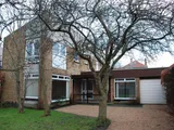 8 Cammo Walk, Cammo, Edinburgh, EH4 8AN