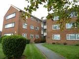 Meadway Court
Field Place