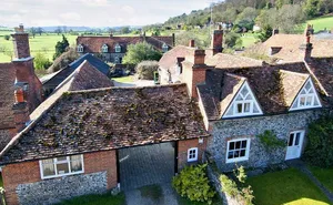 4 bedroom property in The Yard, Hambleden,  Buckinghamshire RG9 6RP