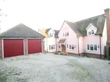 De Vere Close
