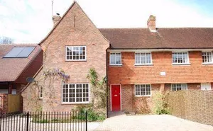 3 bedroom property in Hursley, Winchester, Hampshire, SO21