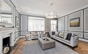 6 bedroom property in Hornton Street, Kensington, London, W8