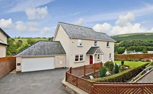 4 bedroom property in Bryn Sion Hill, Afonwen, Mold, Flintshire