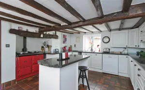 4 bedroom property in Goddard Close, Romsey, Hampshire, SO51
