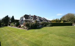 5 bedroom property in Newton Ferrers