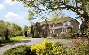 5 bedroom property in School Lane, Headbourne Worthy, Winchester, Hampshire