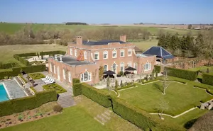 6 bedroom property in Clatford, Marlborough, Wiltshire, SN8