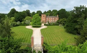 7 bedroom property in Beaurepaire Park, Nr Bramley, Hampshire