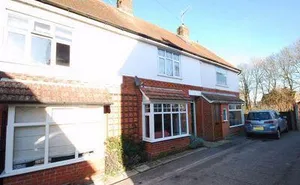 2 bedroom property in Twyford, Winchester, Hampshire, SO21