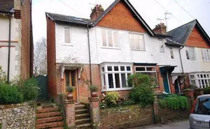 3 bedroom property in Twyford, Winchester, Hampshire, SO21