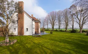 5 bedroom property in Cherry Orchard, Littlebourne, Canterbury, Kent