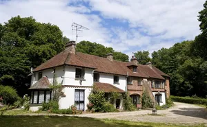 8 bedroom property in Mill Lane, Highcliffe, Dorset, BH23