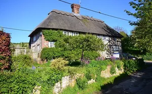 4 bedroom property in 4 bedroom Detached House in Arundel