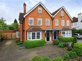The Crosspath, Radlett