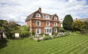 5 bedroom property in The Common, Marlborough, Wiltshire

