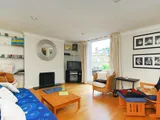 Brondesbury Villas, Queen's Park