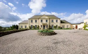 7 bedroom property in Bankfoot, Perthshire
