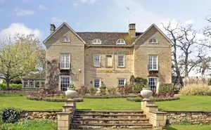 8 bedroom property in Geeston Road, Ketton, Rutland